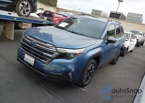 2025 Subaru Forester Premium z USA, uszkodzony, nr VIN JF2SLDDC2SH425558